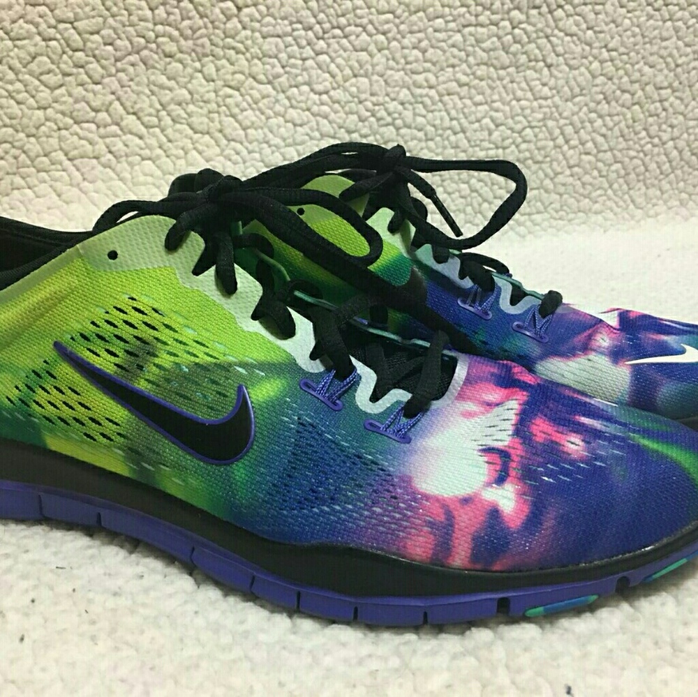 **SOLD ** Nike Free 5.0